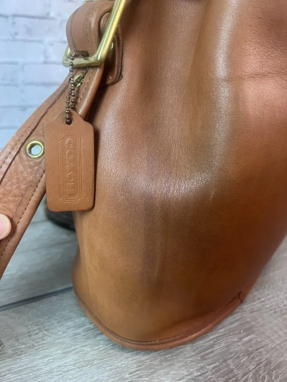Vintage Coach 9952 Brown Leather Bucket Drawstring Shoulder Bag